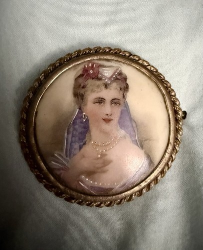 Vintage limoges hand - limoges,