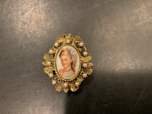 Signed limoges victorian - signed,
